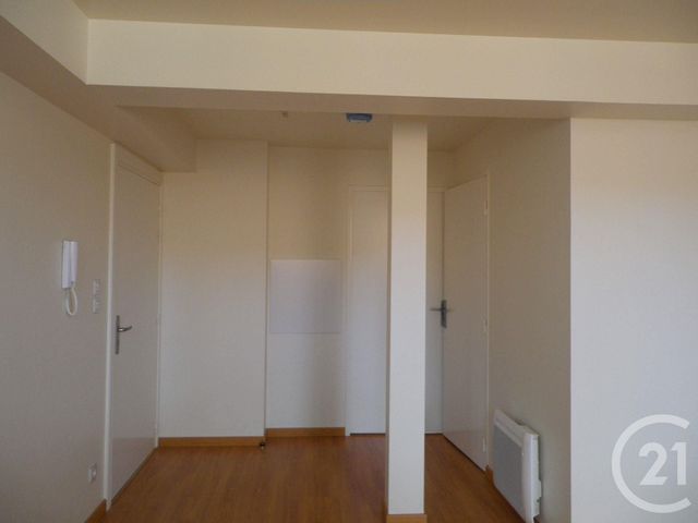 Appartement F2 à louer - 2 pièces - 38.53 m2 - BOULOGNE SUR MER - 62 - NORD-PAS-DE-CALAIS - Century 21 Transimmo