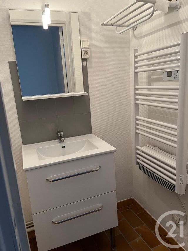 Appartement F1 à louer - 1 pièce - 29.0 m2 - BOULOGNE SUR MER - 62 - NORD-PAS-DE-CALAIS - Century 21 Transimmo