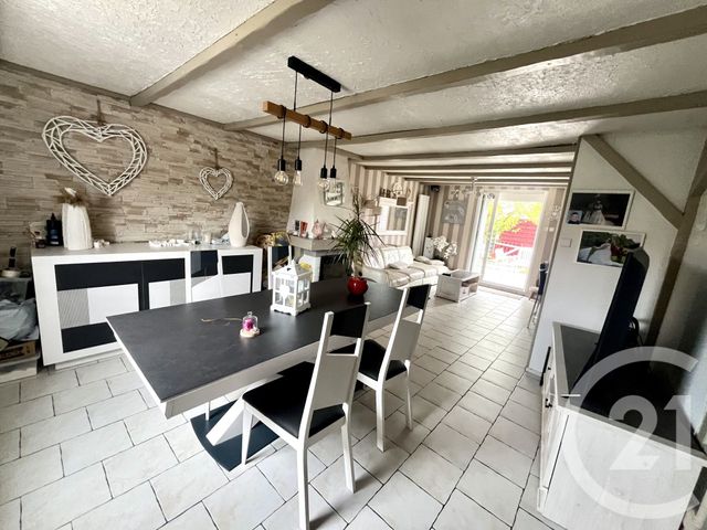 maison à vendre - 6 pièces - 129.0 m2 - PONT DE BRIQUES ST ETIENNE - 62 - NORD-PAS-DE-CALAIS - Century 21 Transimmo