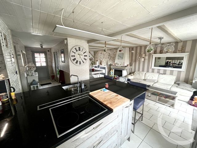 maison à vendre - 6 pièces - 129.0 m2 - PONT DE BRIQUES ST ETIENNE - 62 - NORD-PAS-DE-CALAIS - Century 21 Transimmo