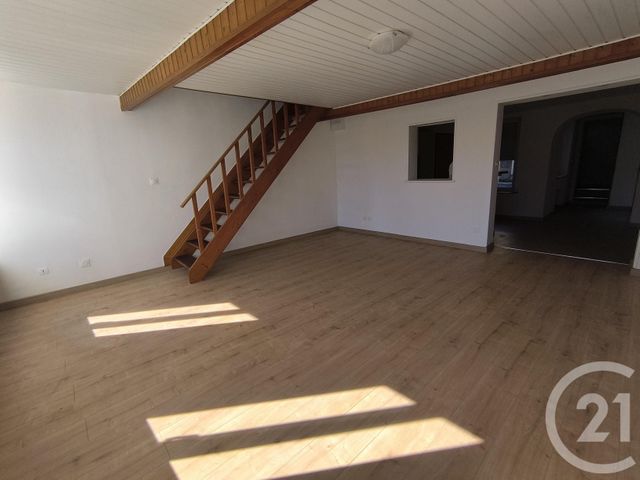 Appartement à louer - 3 pièces - 82.36 m2 - BOULOGNE SUR MER - 62 - NORD-PAS-DE-CALAIS - Century 21 Transimmo