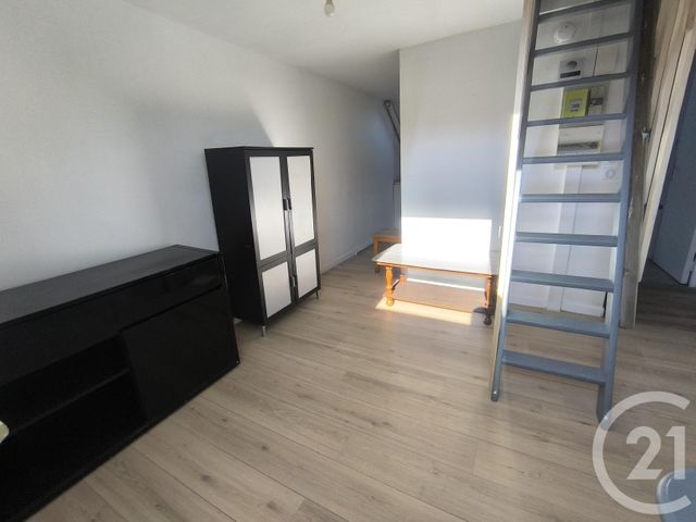 Appartement Studio à louer OUTREAU