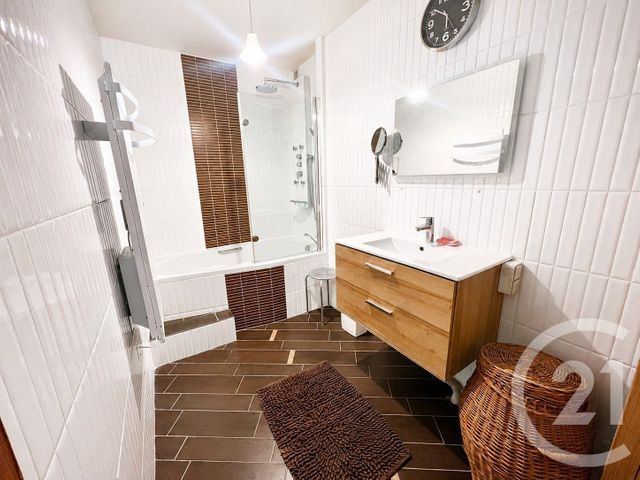 Appartement F3 à louer - 3 pièces - 74.52 m2 - BOULOGNE SUR MER - 62 - NORD-PAS-DE-CALAIS - Century 21 Transimmo