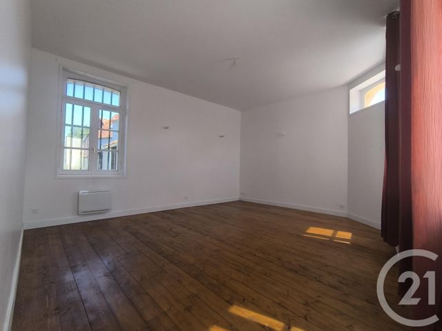 maison à louer - 4 pièces - 95.0 m2 - COLEMBERT - 62 - NORD-PAS-DE-CALAIS - Century 21 Transimmo