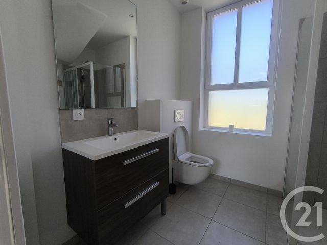 maison à louer - 4 pièces - 95.0 m2 - COLEMBERT - 62 - NORD-PAS-DE-CALAIS - Century 21 Transimmo