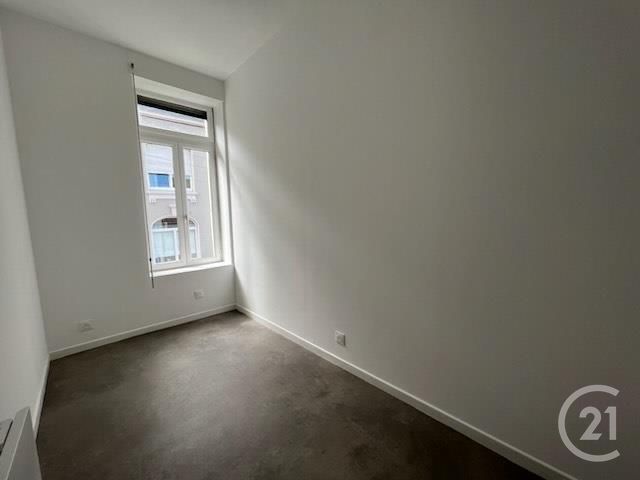Appartement F3 à louer - 3 pièces - 47.2 m2 - BOULOGNE SUR MER - 62 - NORD-PAS-DE-CALAIS - Century 21 Transimmo