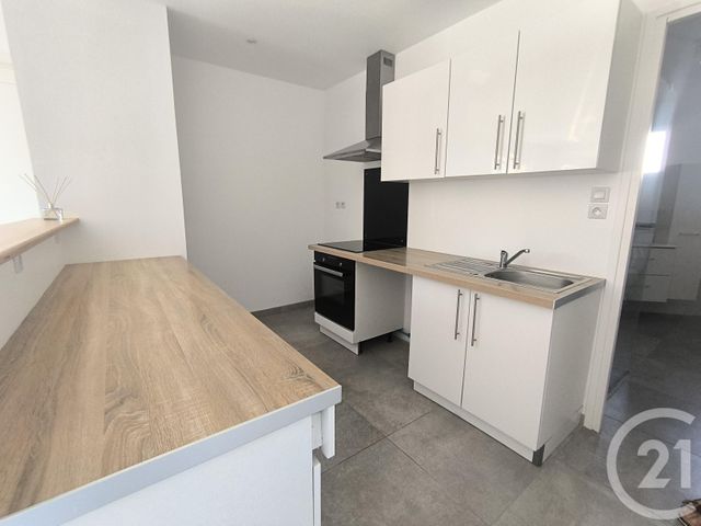 maison à louer - 3 pièces - 64.5 m2 - DESVRES - 62 - NORD-PAS-DE-CALAIS - Century 21 Transimmo