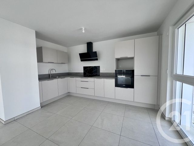 Appartement F3 à louer - 3 pièces - 85.0 m2 - BOULOGNE SUR MER - 62 - NORD-PAS-DE-CALAIS - Century 21 Transimmo