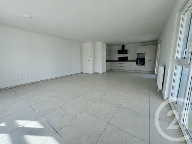 Appartement F3 à louer - 3 pièces - 85.0 m2 - BOULOGNE SUR MER - 62 - NORD-PAS-DE-CALAIS - Century 21 Transimmo