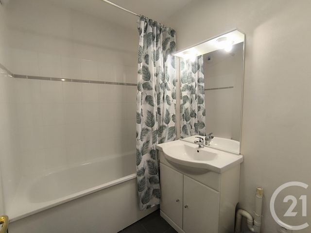 Appartement Studio à louer - 1 pièce - 26.3 m2 - ST MARTIN BOULOGNE - 62 - NORD-PAS-DE-CALAIS - Century 21 Transimmo