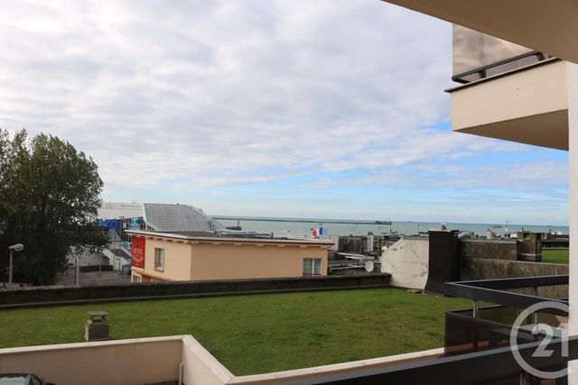 Appartement F2 à louer - 2 pièces - 35.7 m2 - BOULOGNE SUR MER - 62 - NORD-PAS-DE-CALAIS - Century 21 Transimmo