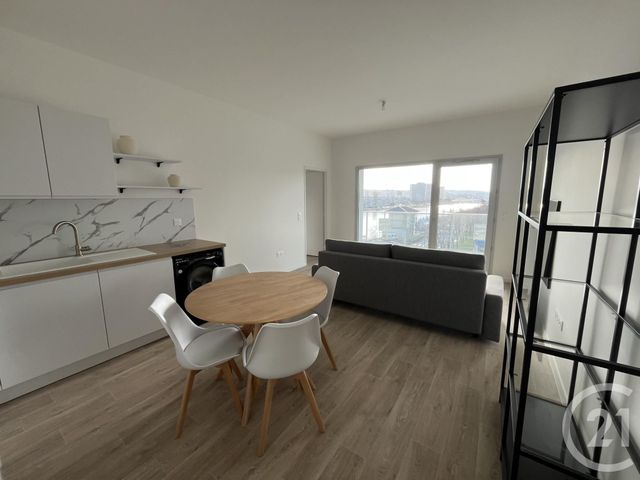 Appartement à louer - 2 pièces - 47.5 m2 - BOULOGNE SUR MER - 62 - NORD-PAS-DE-CALAIS - Century 21 Transimmo