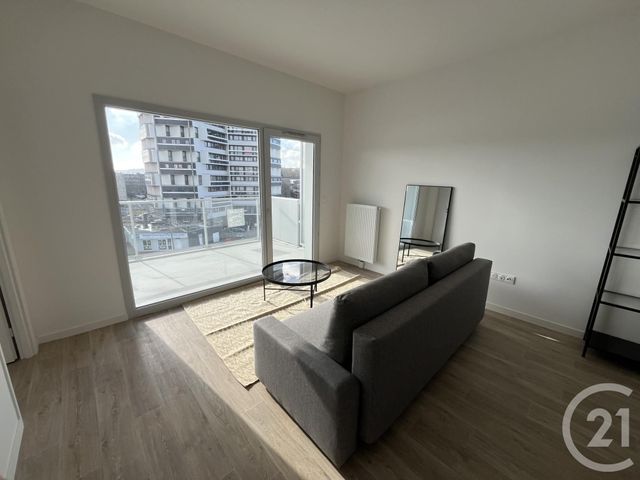 Appartement à louer - 2 pièces - 47.5 m2 - BOULOGNE SUR MER - 62 - NORD-PAS-DE-CALAIS - Century 21 Transimmo