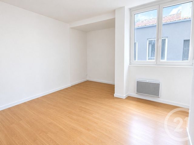 Appartement F1 à louer - 1 pièce - 20.69 m2 - BOULOGNE SUR MER - 62 - NORD-PAS-DE-CALAIS - Century 21 Transimmo